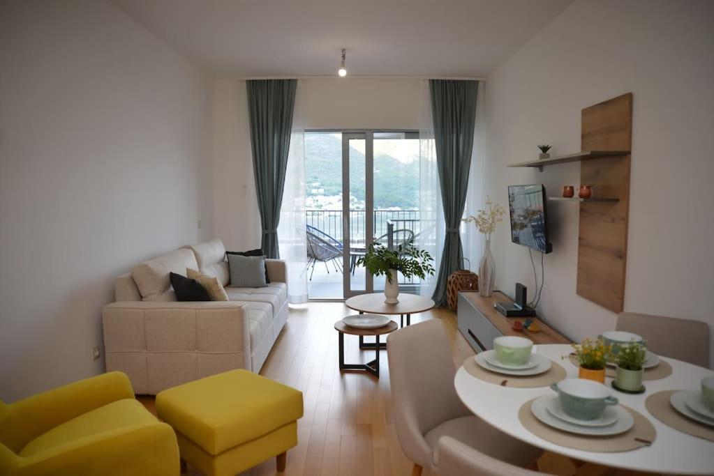 Ferienwohnung Design Flat With Impressive Boka Bay View Kotor Exterior foto